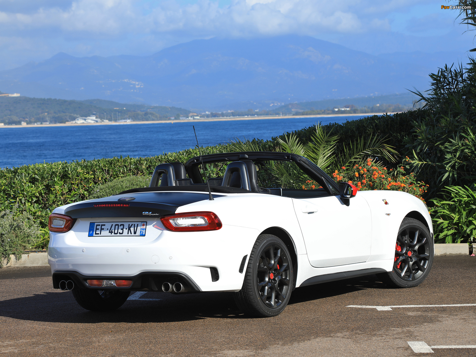 Abarth 124 spider (348) 2016 photos (1600 x 1200)