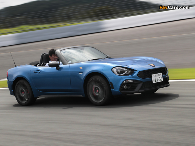 Photos of Abarth 124 spider JP-spec (348) 2016 (640 x 480)