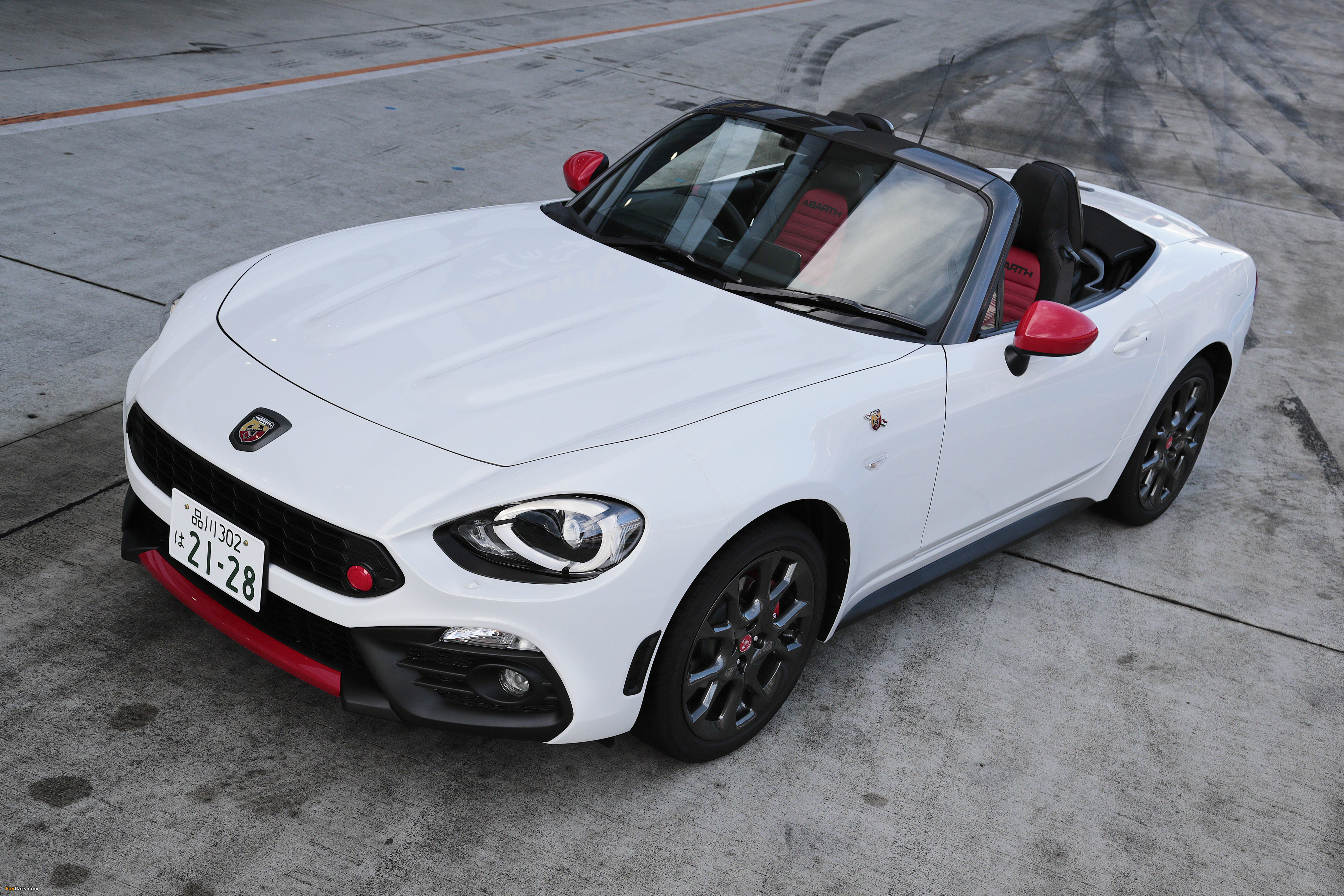 Pictures of Abarth 124 spider JP-spec (348) 2016 (4096 x 2731)