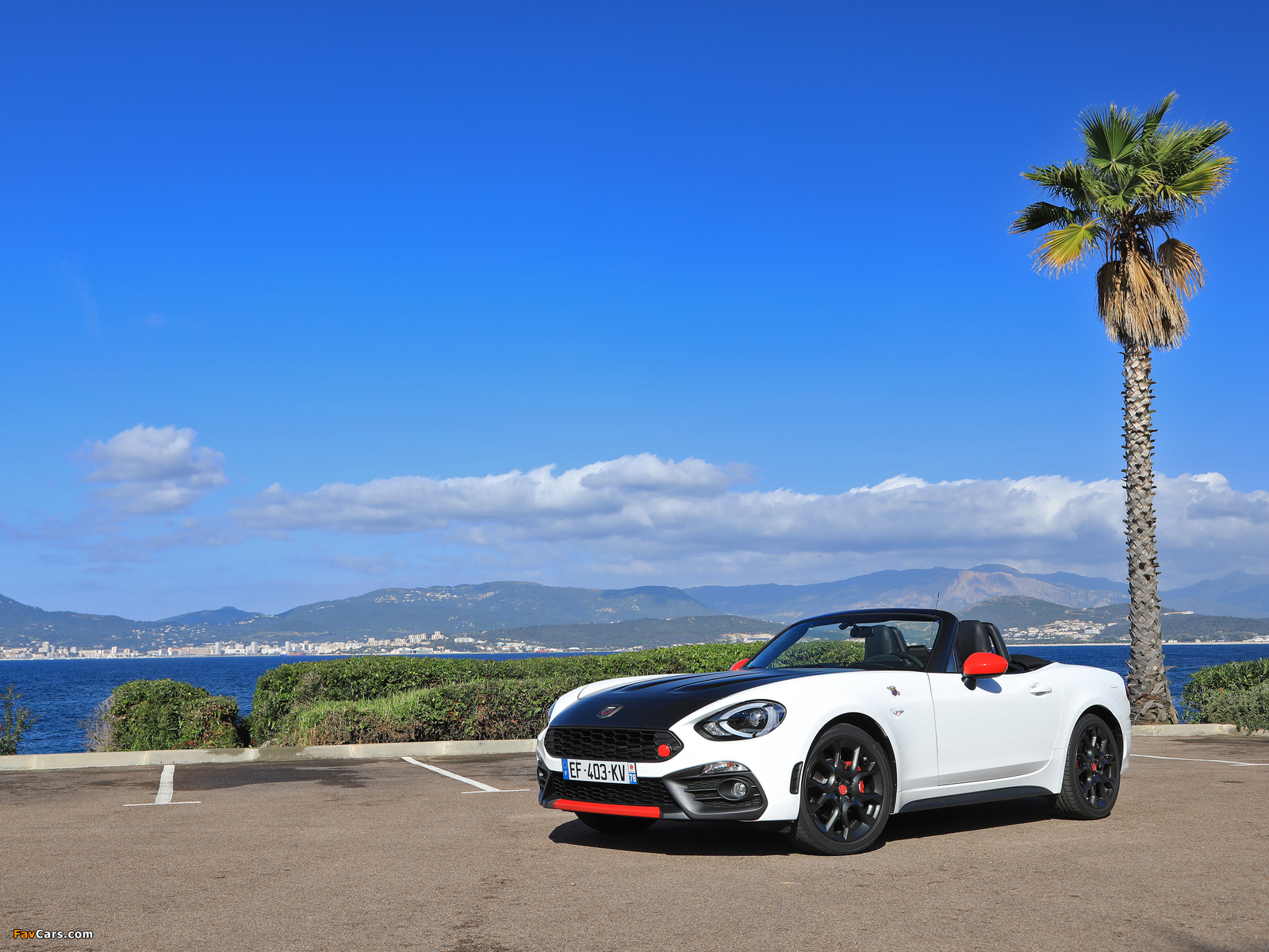 Pictures of Abarth 124 spider (348) 2016 (1600 x 1200)