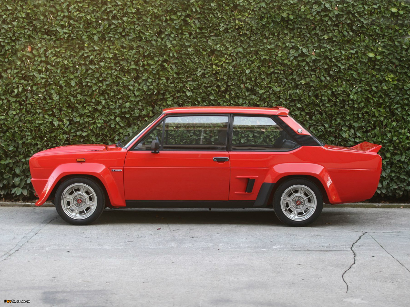 Pictures of Fiat Abarth 131 Rally (1976–1978) (1600 x 1200)