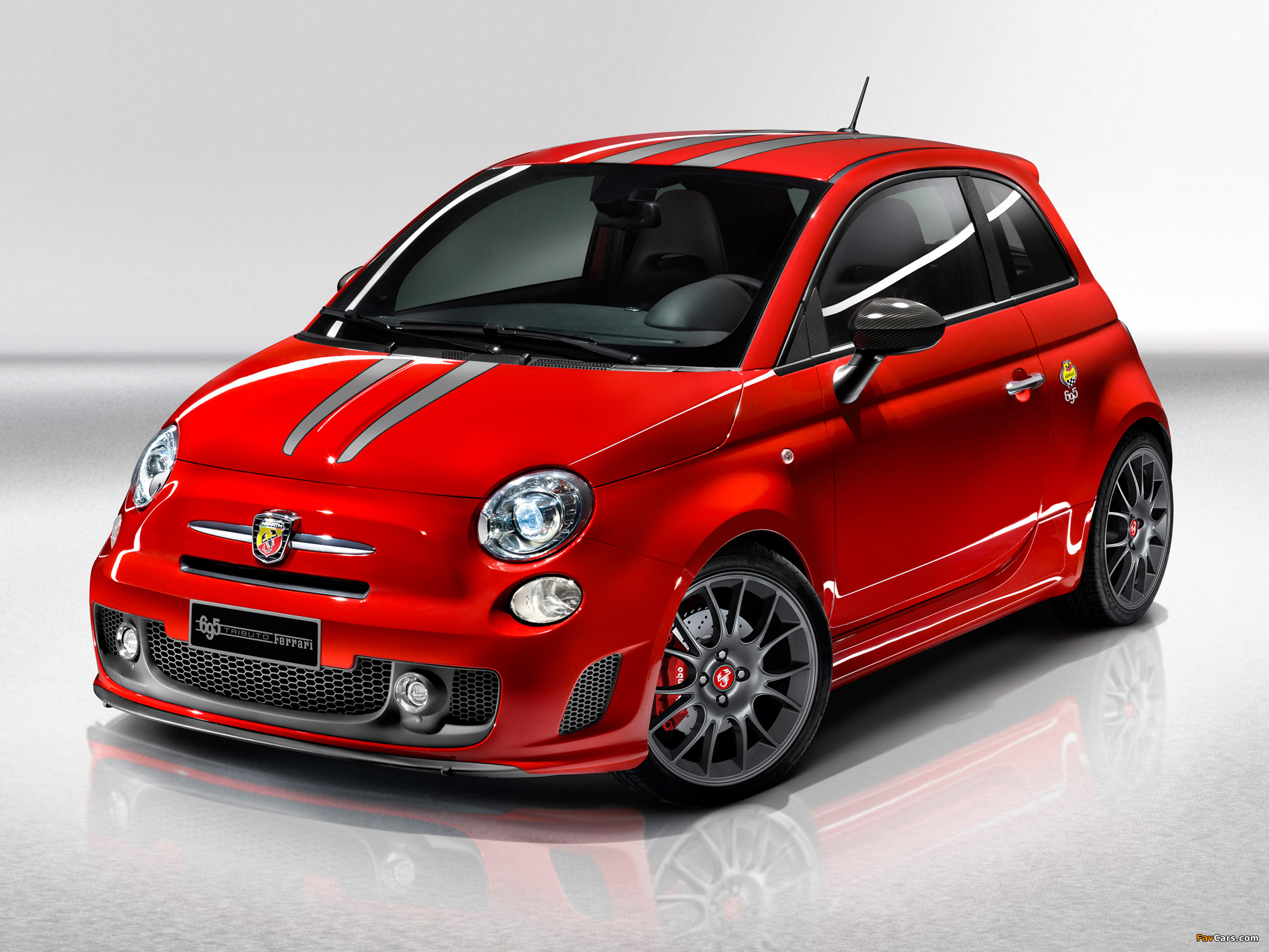 Abarth 695 Tributo Ferrari (2010) images (2048 x 1536)