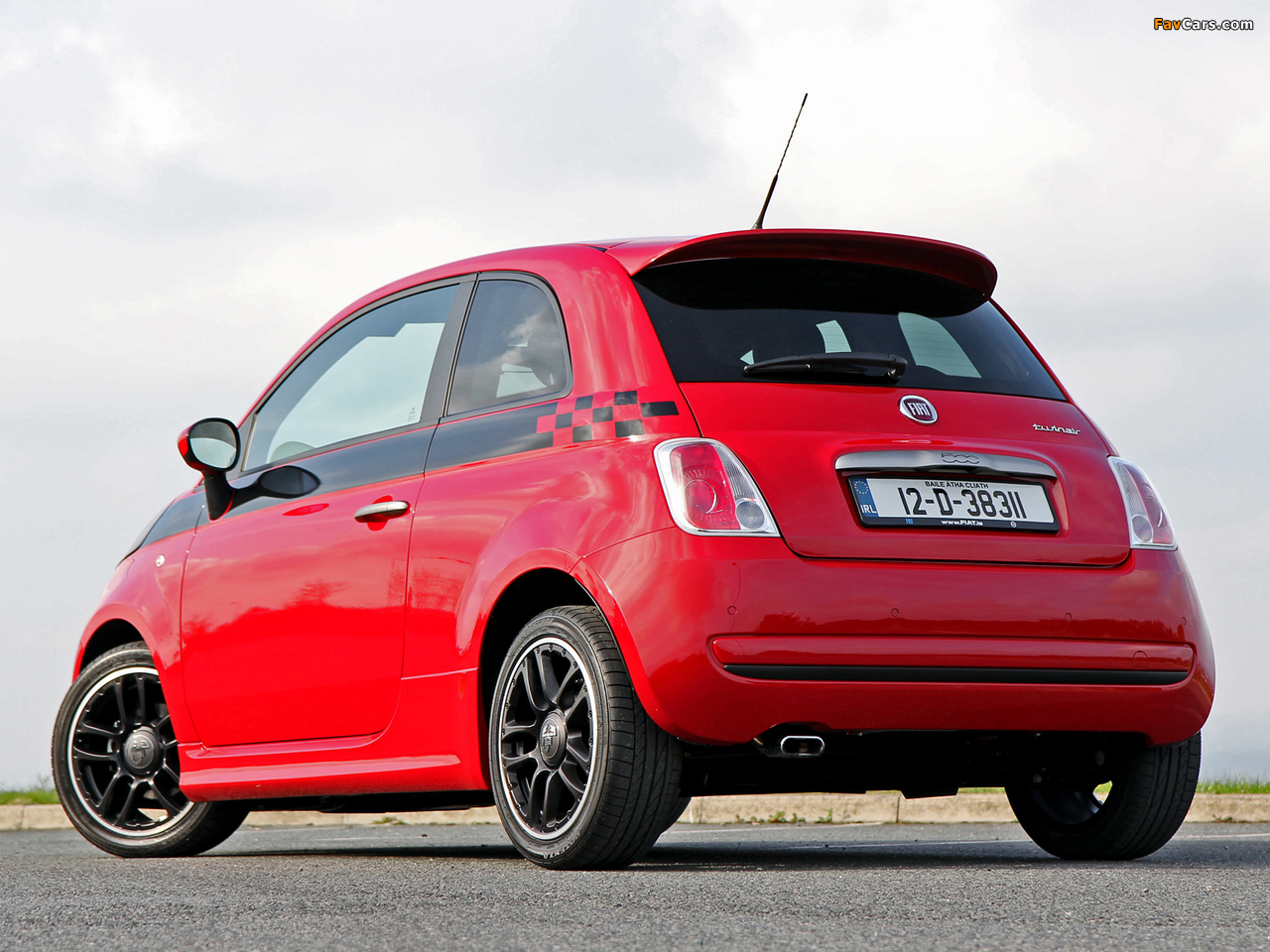 Images of Fiat 500 TwinAir by Abarth UK-spec (2012) (1280 x 960)