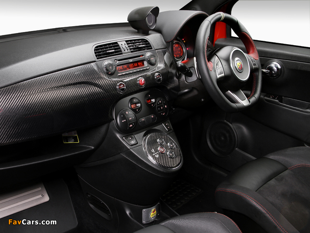 Photos of Abarth 695 Tributo Ferrari ZA-spec (2012) (640 x 480)