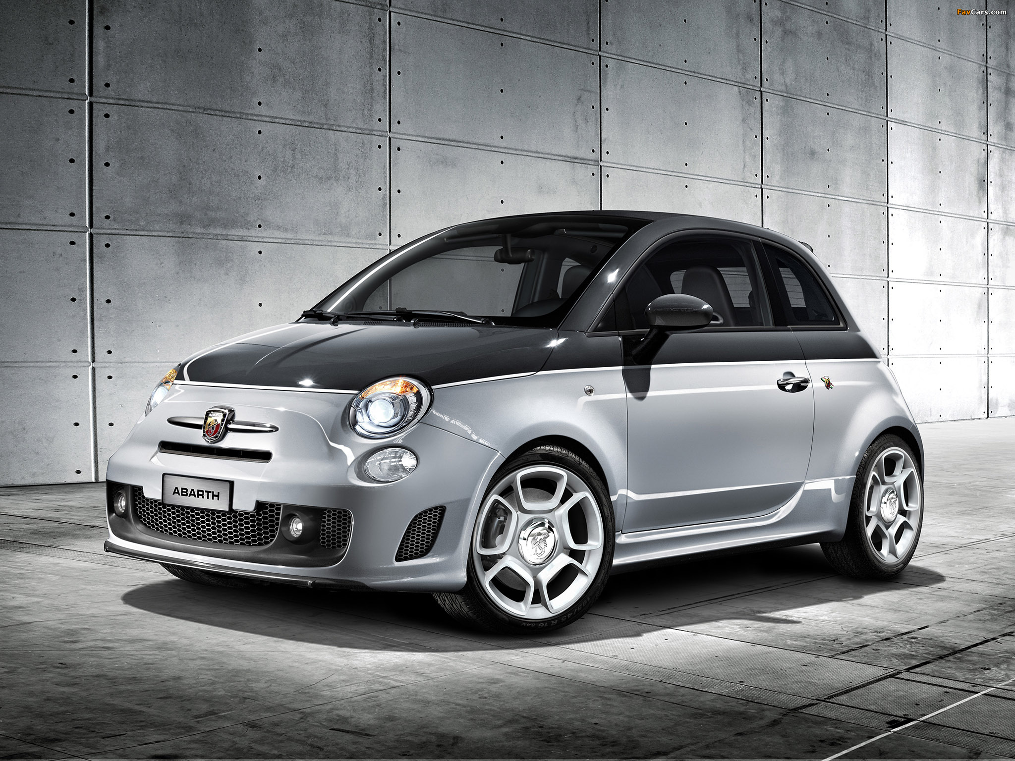Abarth 500C (2010) wallpapers (2048 x 1536)