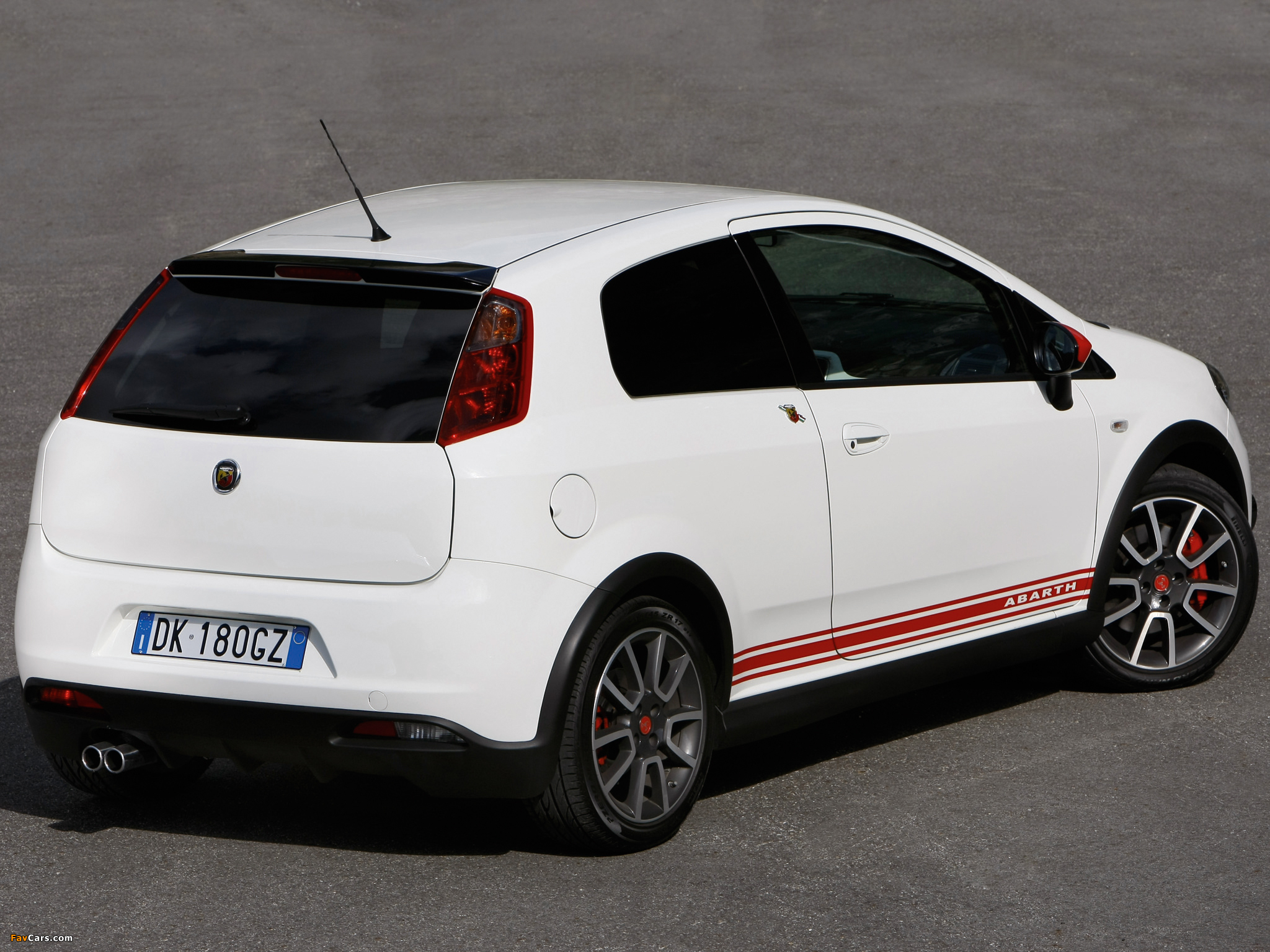 Abarth Grande Punto 199 (2007–2010) wallpapers (2048 x 1536)