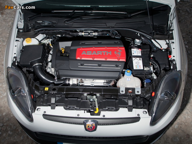 Images of Abarth Punto Evo UK-spec 199 (2010) (640 x 480)