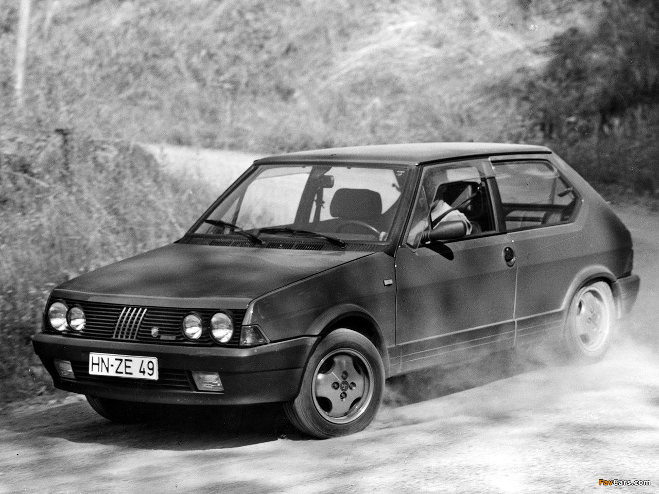 Photos of Fiat Ritmo 130TC Abarth (1983–1985) (1280 x 960)