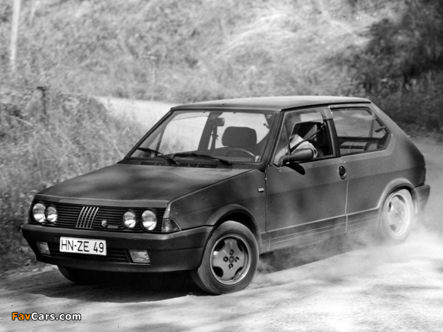 Photos of Fiat Ritmo 130TC Abarth (1983–1985) (640 x 480)