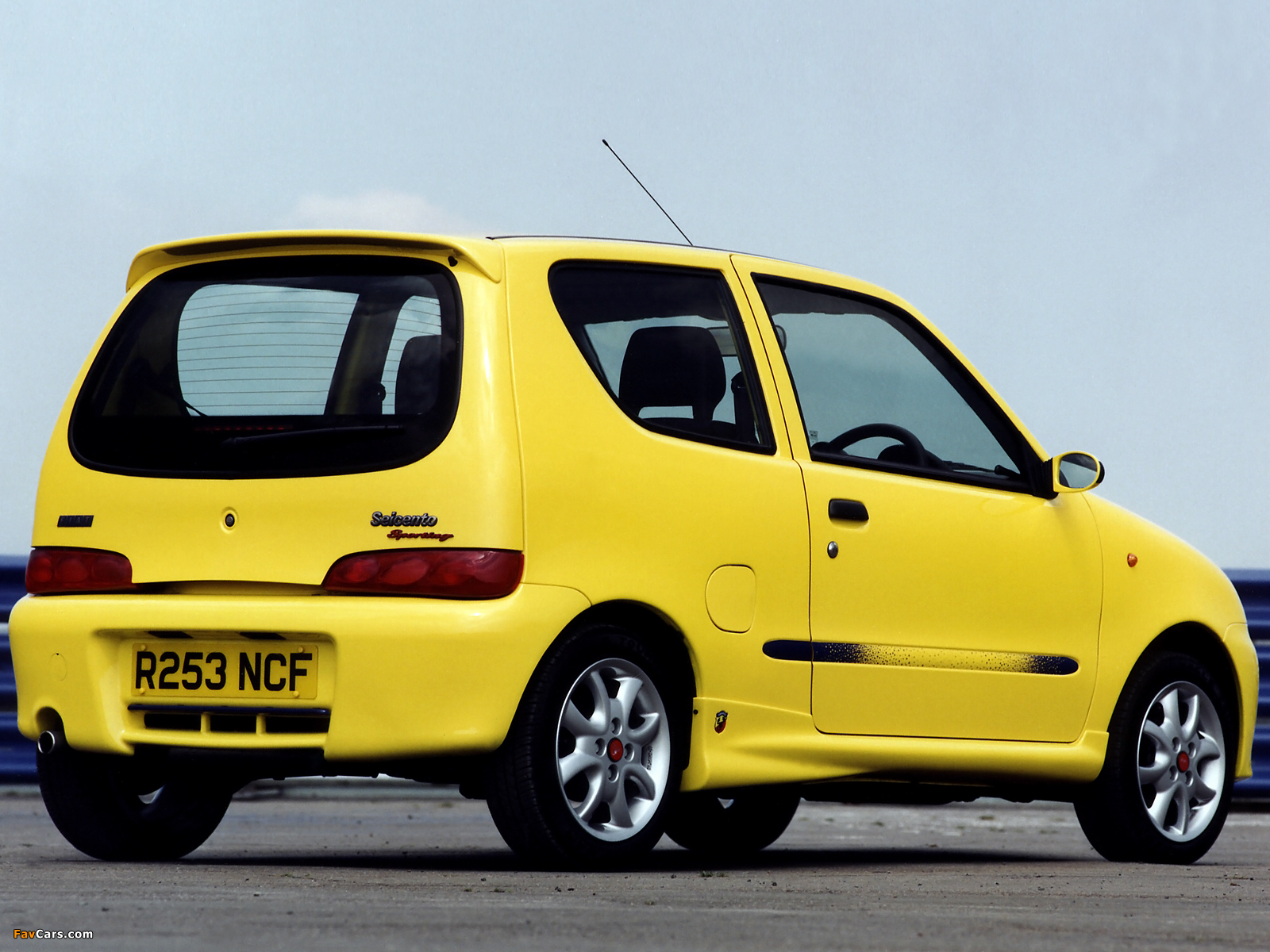 Fiat Seicento Sporting Abarth UK-spec (1998–2001) images (1600 x 1200)