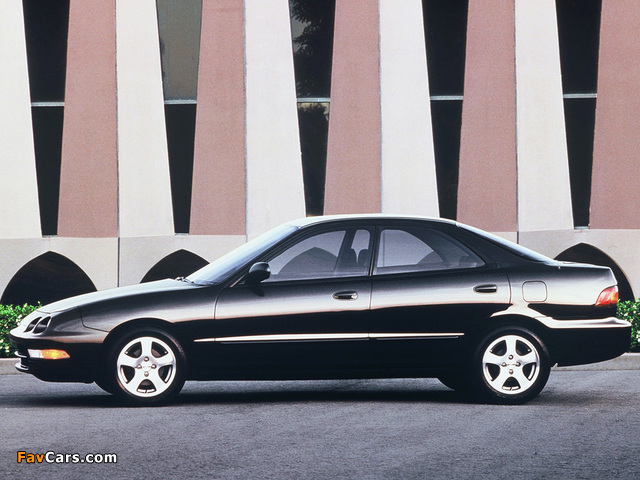 Pictures of Acura Integra GS-R Sedan (1994–1998) (640 x 480)