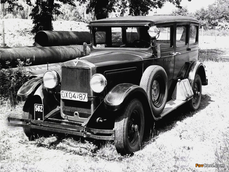 Photos of Adler Standard 8 4-door Limousine (1928–1933) (800 x 600)