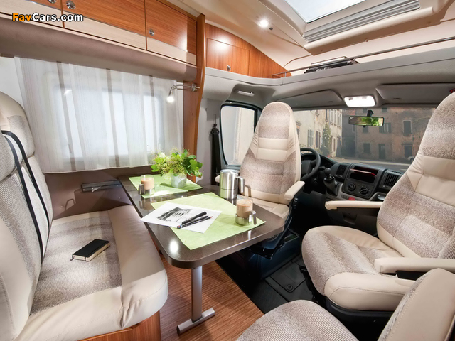 Images of Adria Compact SL (2010) (640 x 480)