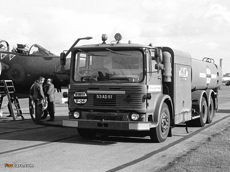 Photos of AEC Mammoth Major Air Tanker TG6 (1965–1978) (800 x 600)