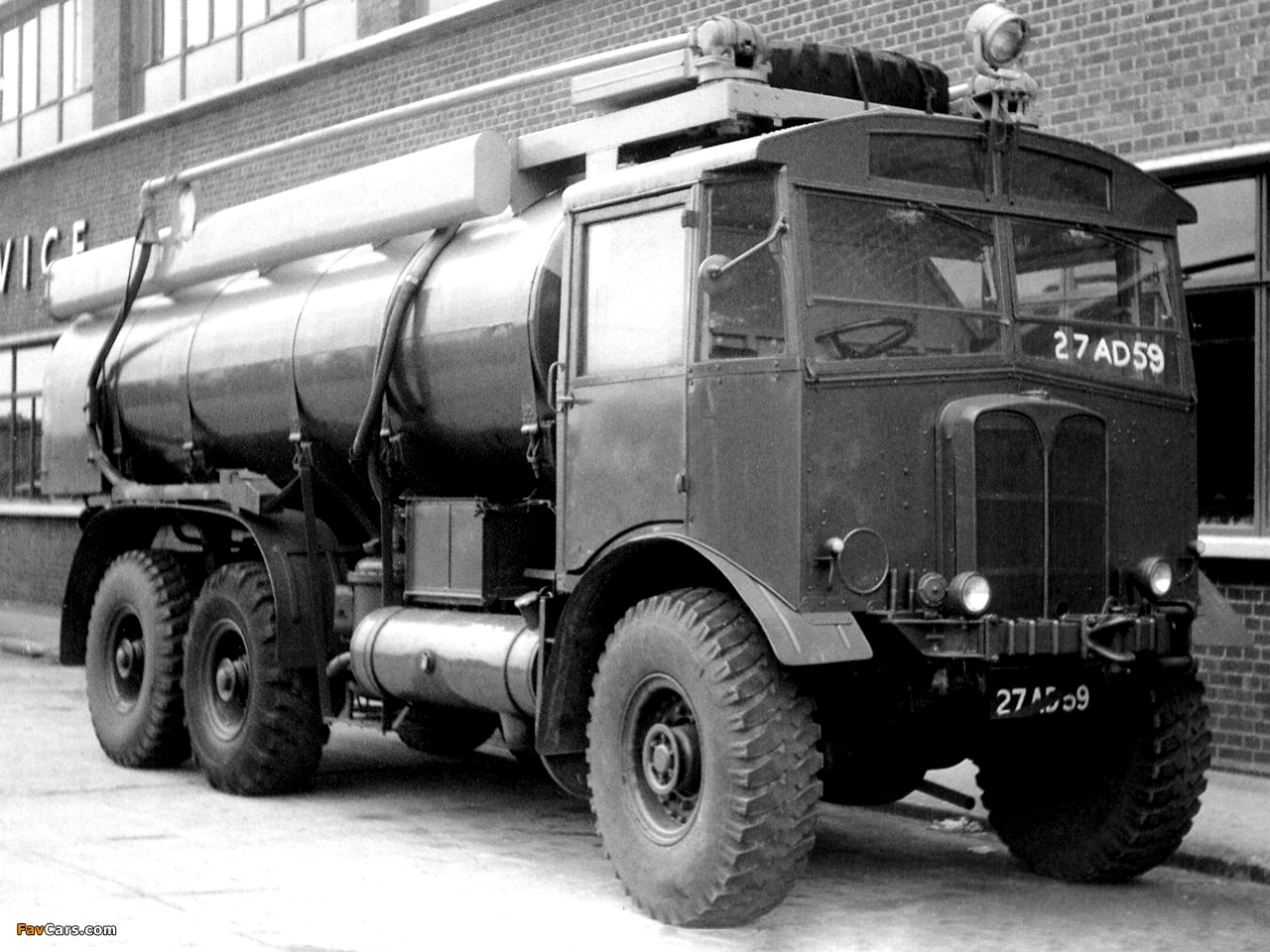 Images of AEC Matador 854 Tanker (1938–1952) (1280 x 960)