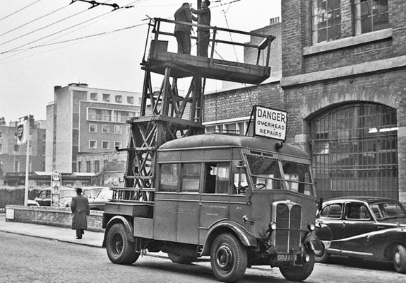 Images of AEC Mercury London Transport Tower Wagon