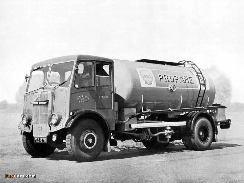 AEC Monarch MkIII Tanker (1946–1953) photos (800 x 600)