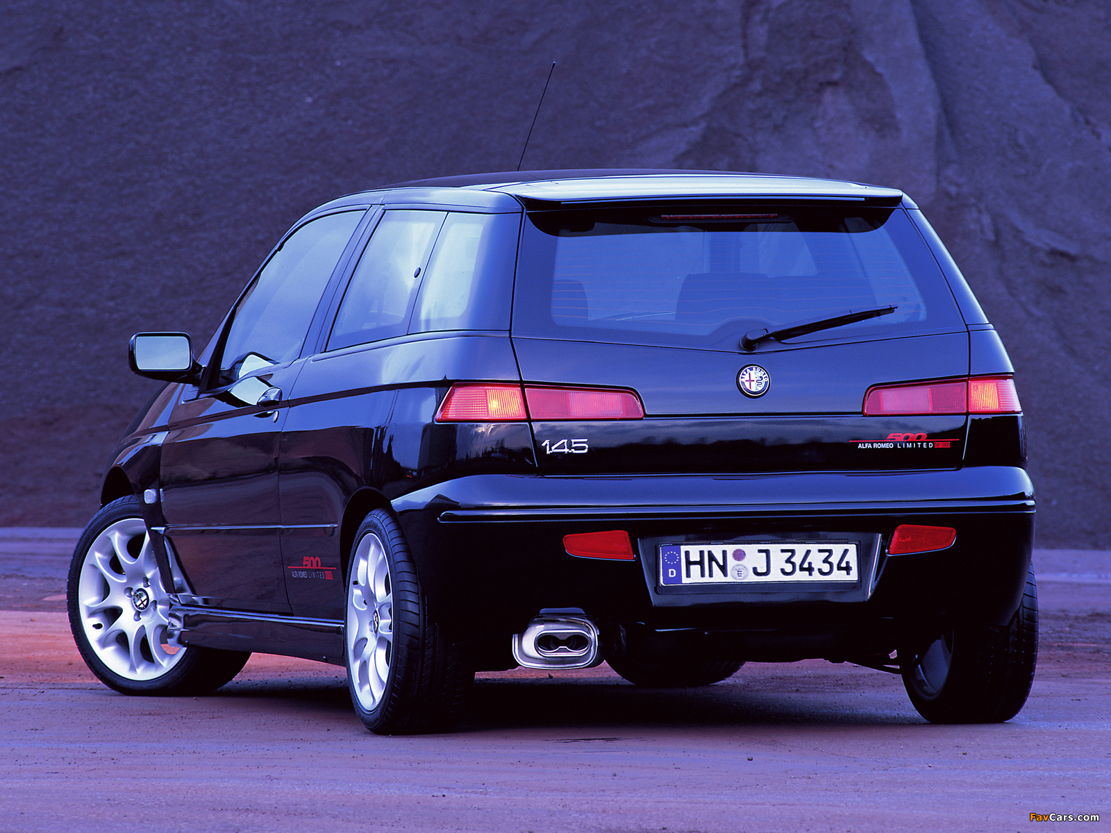 Alfa Romeo 145 Limited 500 930A (2000) wallpapers (1600 x 1200)