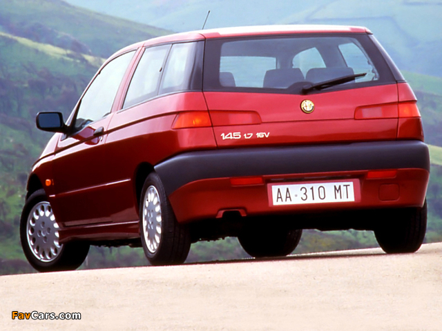 Photos of Alfa Romeo 145 930A (1994–1999) (640 x 480)