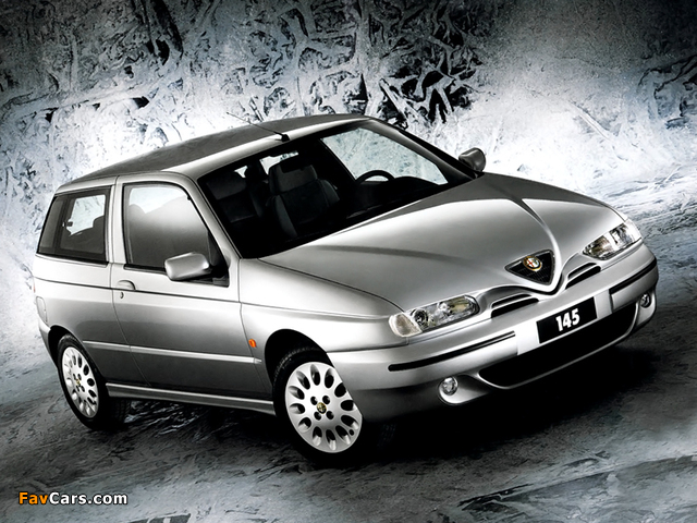 Photos of Alfa Romeo 145 930A (1999–2000) (640 x 480)