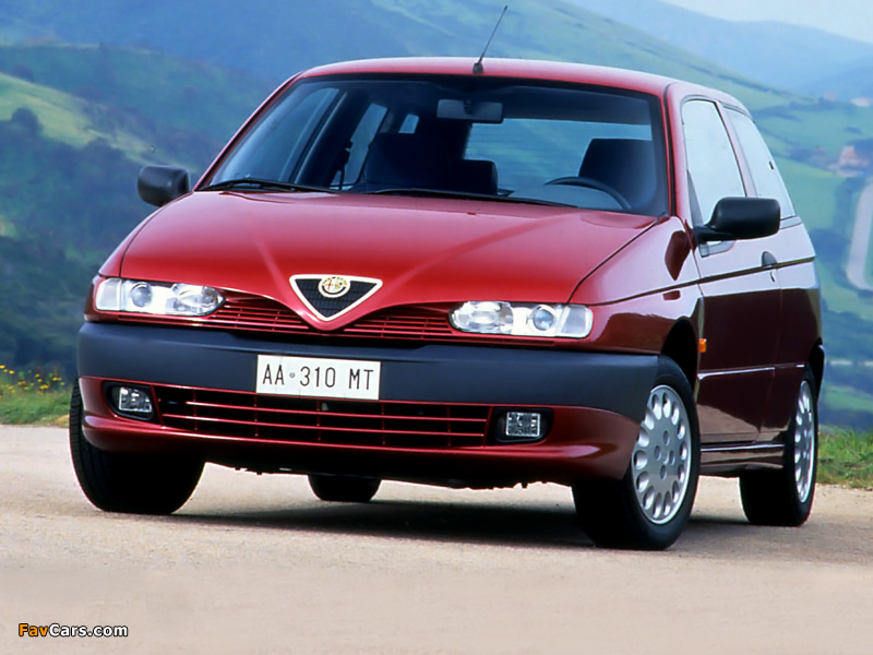 Pictures of Alfa Romeo 145 930A (1994–1999) (800 x 600)