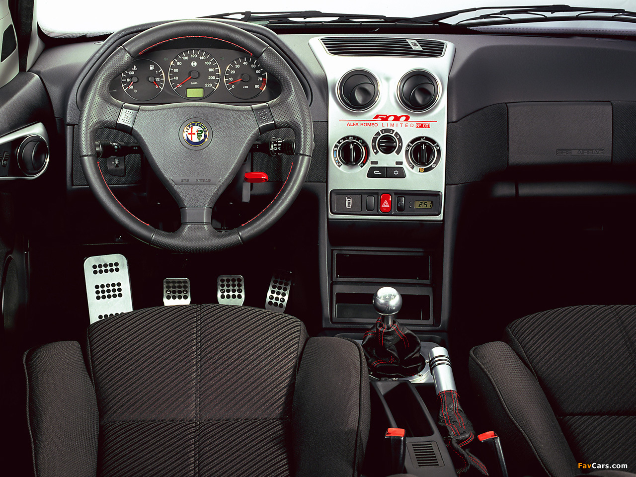 Alfa Romeo 145 Limited 500 930A (2000) wallpapers (1280 x 960)