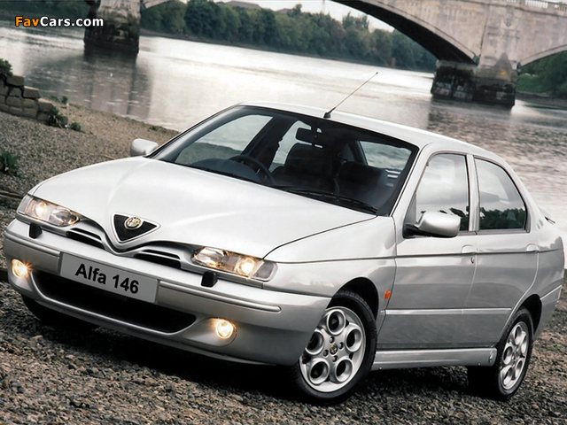 Images of Alfa Romeo 146 Ti UK-spec 930B (1999–2000) (640 x 480)