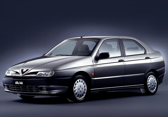 Pictures of Alfa Romeo 146 930B (1995–1999)