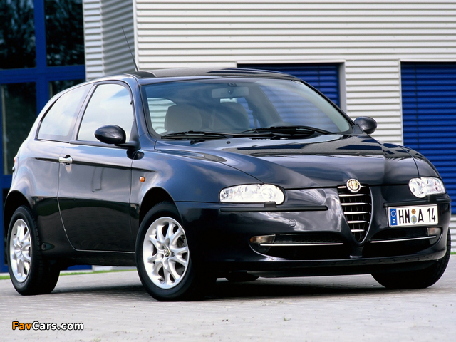 Alfa Romeo 147 3-door 937A (2000–2004) photos (640 x 480)