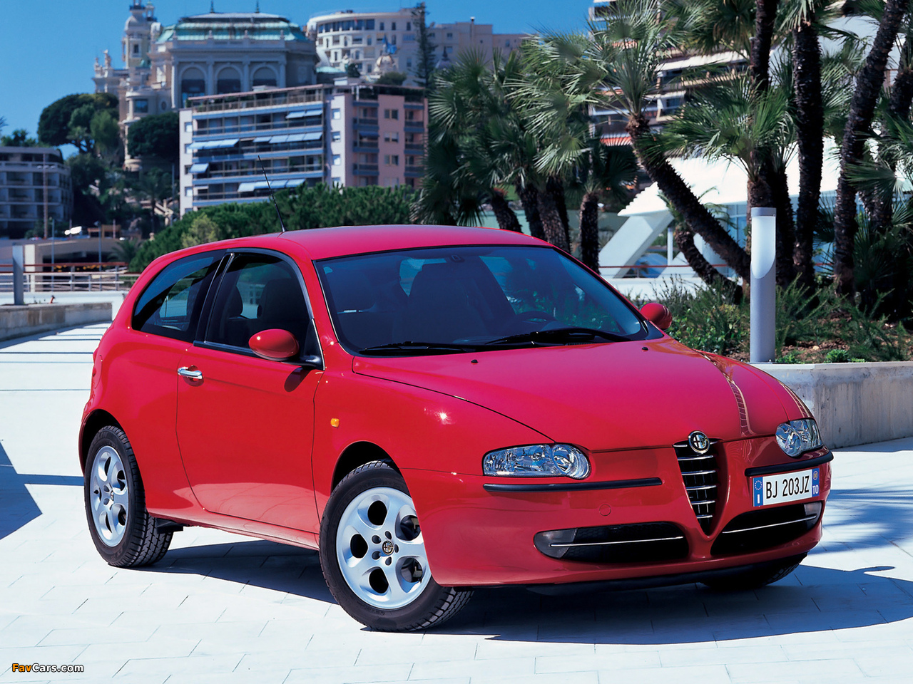 Alfa Romeo 147 3-door 937A (2000–2004) pictures (1280 x 960)