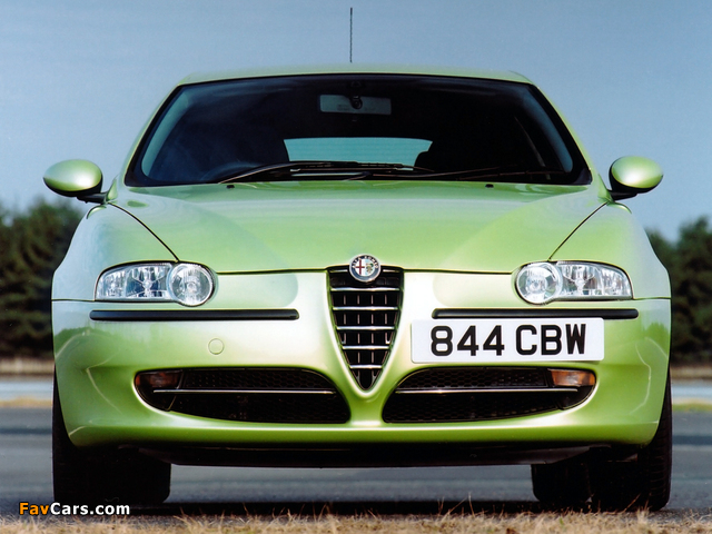 Alfa Romeo 147 3-door UK-spec 937A (2001–2004) images (640 x 480)