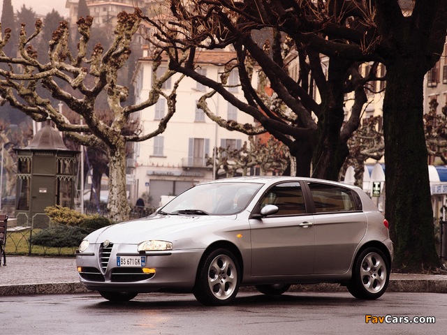 Alfa Romeo 147 5-door 937B (2001–2004) images (640 x 480)