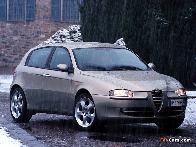 Alfa Romeo 147 5-door 937B (2001–2004) images (640 x 480)