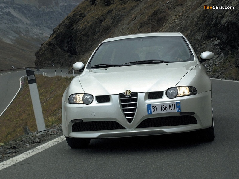 Alfa Romeo 147 GTA 937A (2002–2005) images (800 x 600)