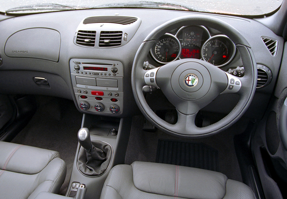 Alfa Romeo 147 Ti AU-spec 937A (2003–2004) photos