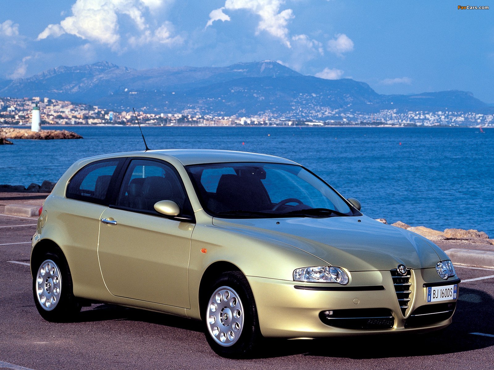 Alfa Romeo 147 3-door 937A (2000–2004) wallpapers (1600 x 1200)