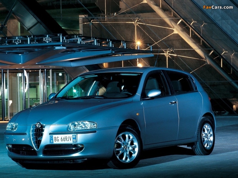 Alfa Romeo 147 5-door 937B (2001–2004) photos (800 x 600)