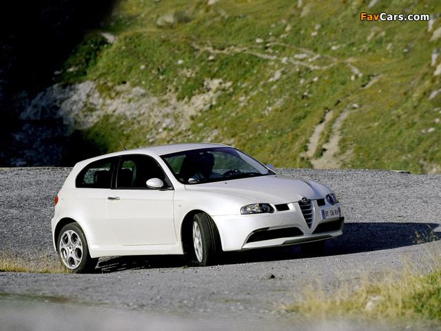 Images of Alfa Romeo 147 GTA 937A (2002–2005) (640 x 480)