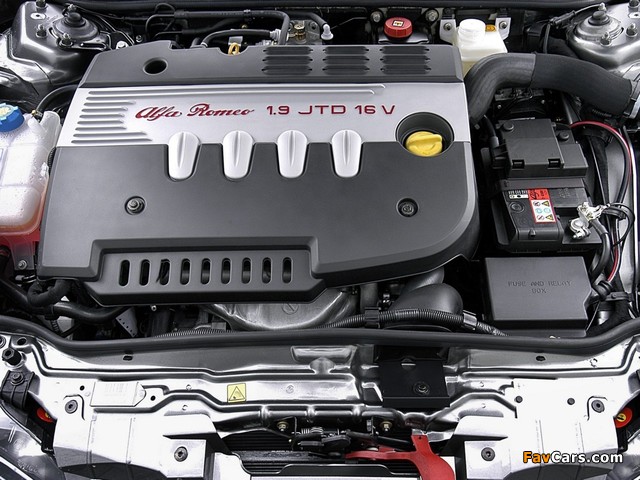 Alfa Romeo 147 3-door UK-spec 937A (2005–2009) wallpapers (640 x 480)