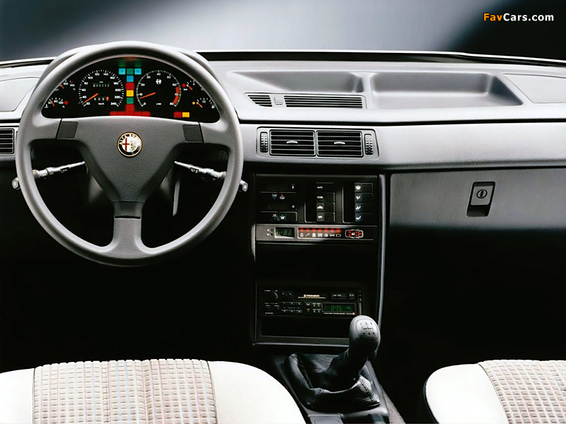 Alfa Romeo 155 167 (1992–1995) images (800 x 600)
