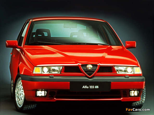 Alfa Romeo 155 Q4 167 (1992–1995) photos (640 x 480)