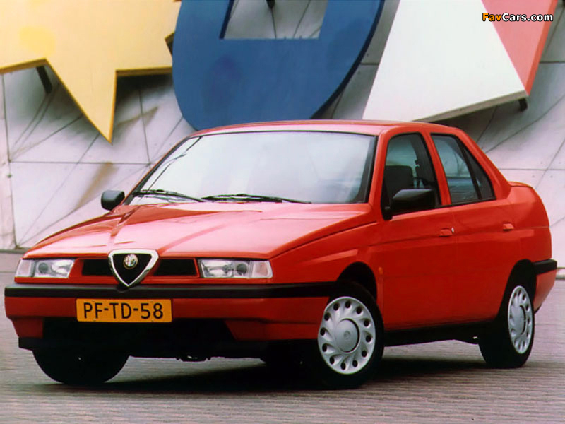 Photos of Alfa Romeo 155 167 (1995–1997) (800 x 600)