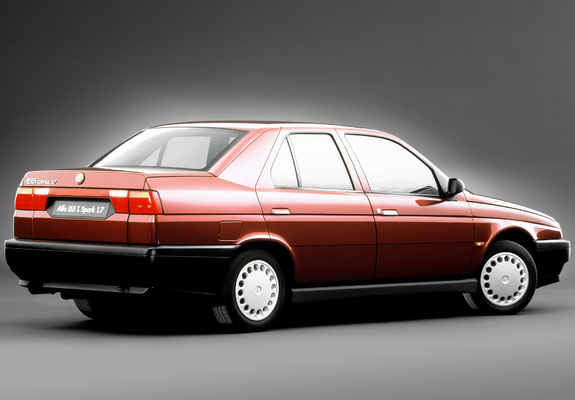 Pictures of Alfa Romeo 155 167 (1992–1995)