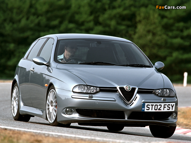 Alfa Romeo 156 Sportwagon GTA UK-spec 932B (2002–2005) images (640 x 480)