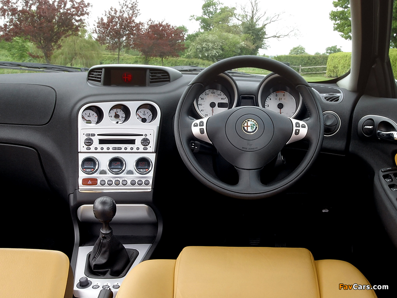 Alfa Romeo 156 Sportwagon UK-spec 932B (2002–2003) photos (800 x 600)