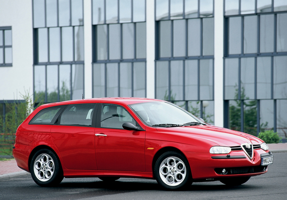 Alfa Romeo 156 Sportwagon 932B (2000–2002) images