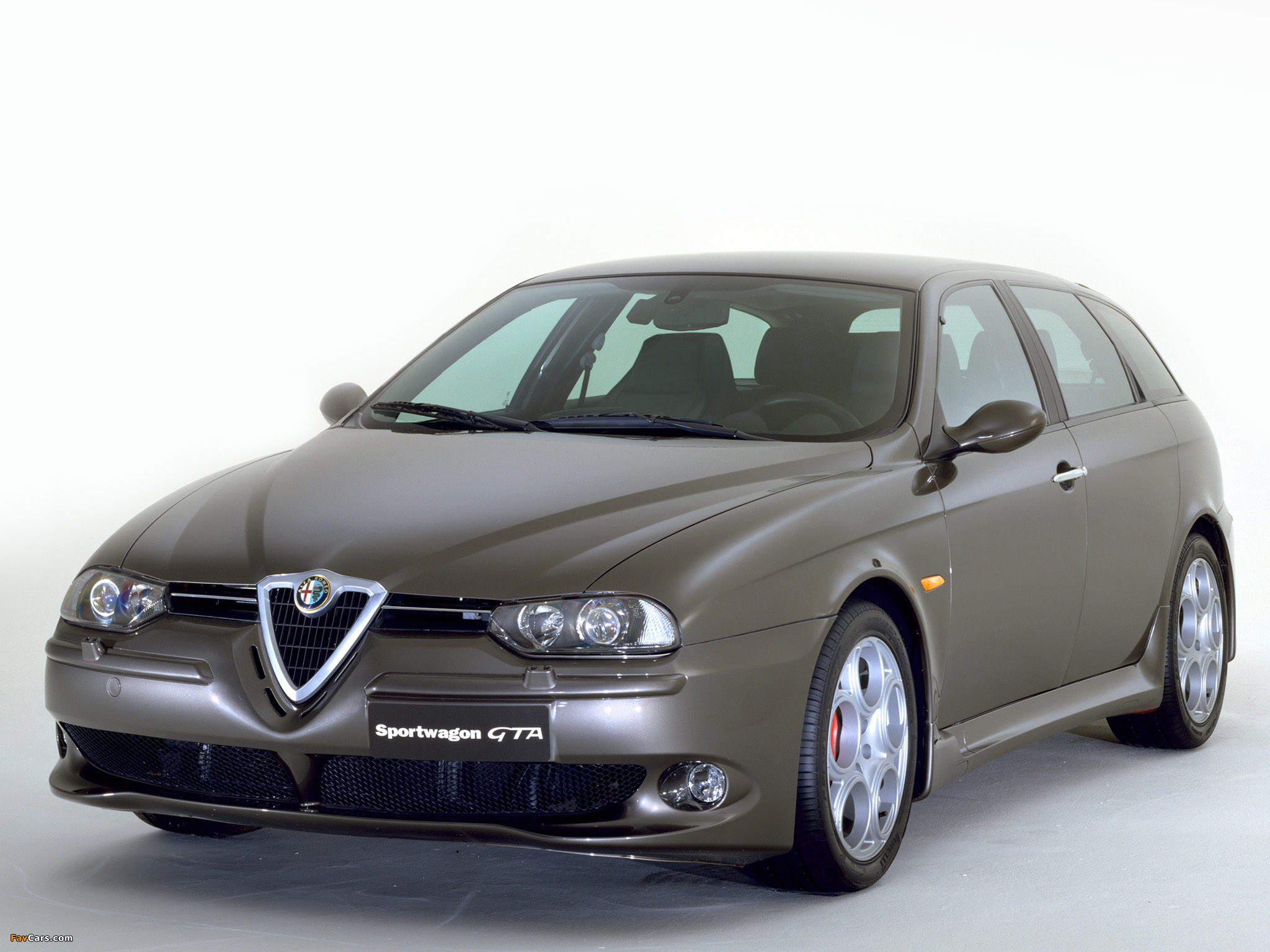 Images of Alfa Romeo 156 Sportwagon GTA 932B (2002–2005) (2048 x 1536)