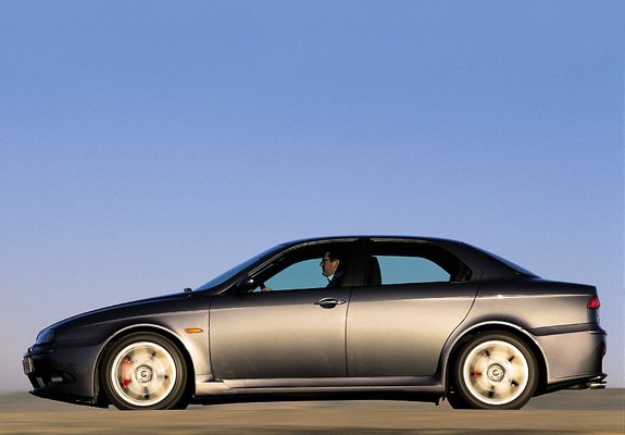 Images of Alfa Romeo 156 GTA 932A (2002–2005)