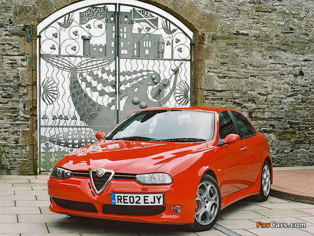 Photos of Alfa Romeo 156 GTA UK-spec 932A (2002–2005) (640 x 480)