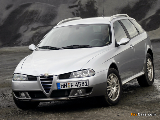 Pictures of Alfa Romeo 156 Crosswagon Q4 932B (2004–2007) (640 x 480)
